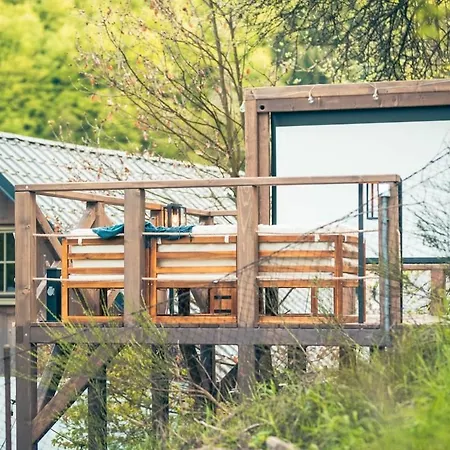 Jedinecne Byvanie V Blizkosti Banskej Stiavnice Bansky Studenec