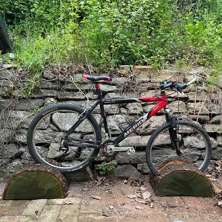 Jedinecne Byvanie V Blizkosti Banskej Stiavnice Dom wakacyjny Bansky Studenec