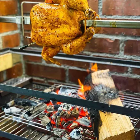 Jedinecne Byvanie V Blizkosti Banskej Stiavnice Bansky Studenec