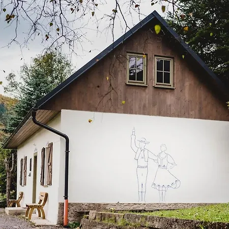 Jedinecne Byvanie V Blizkosti Banskej Stiavnice Bansky Studenec